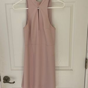 Cocktail dress w back lace detail